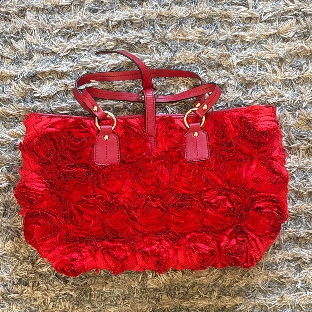 Valentino Red Floral Textured Tote, Gold Hardware - Picture 2 of 14